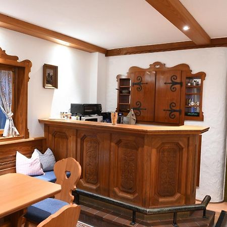 Holzschnitzers Appartements 에르발트 외부 사진